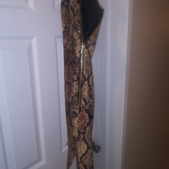 Bebe x naven snake print dress - Picture 4 of 8